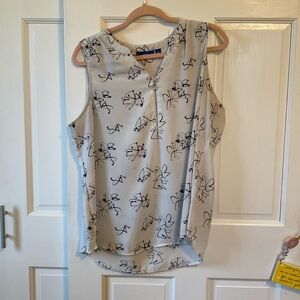 White with Black Apt. 9 XL Tank Top